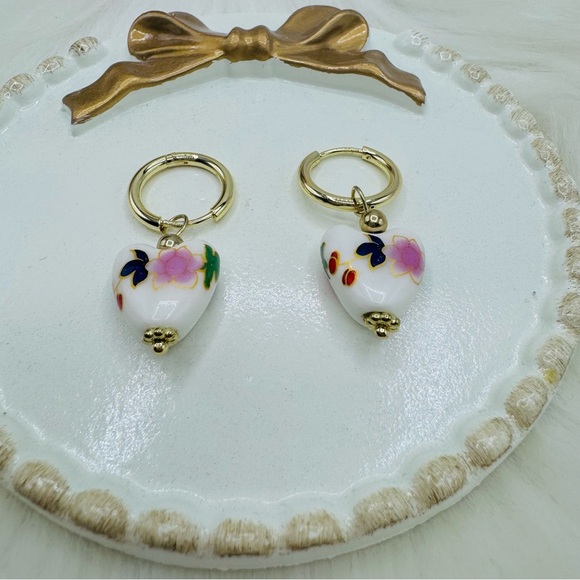 Dainty Cute Small Ceramic Heart Earrings - Picture 6 of 6